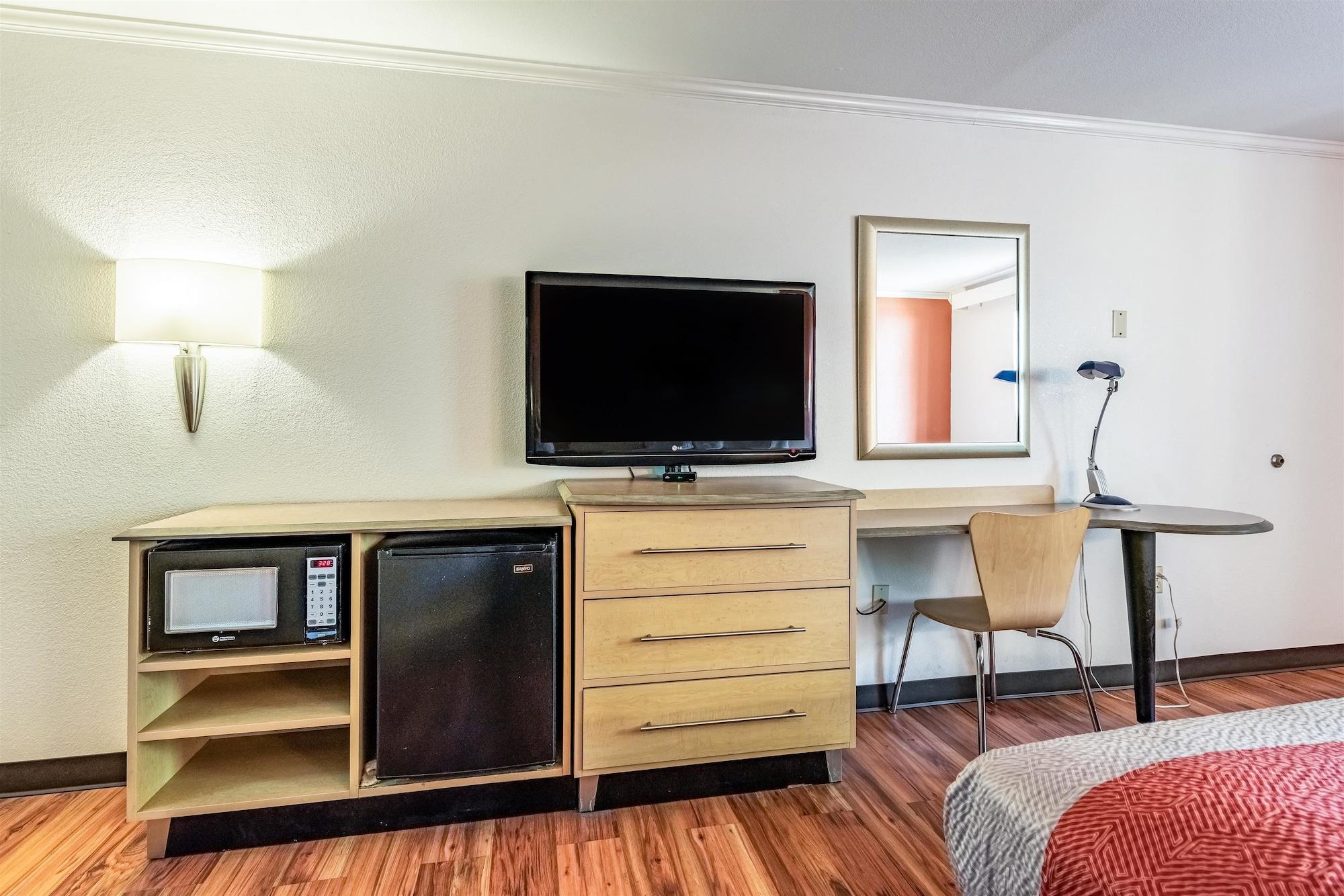 Motel 6-Gatlinburg, Tn - Smoky Mountains Bagian luar foto