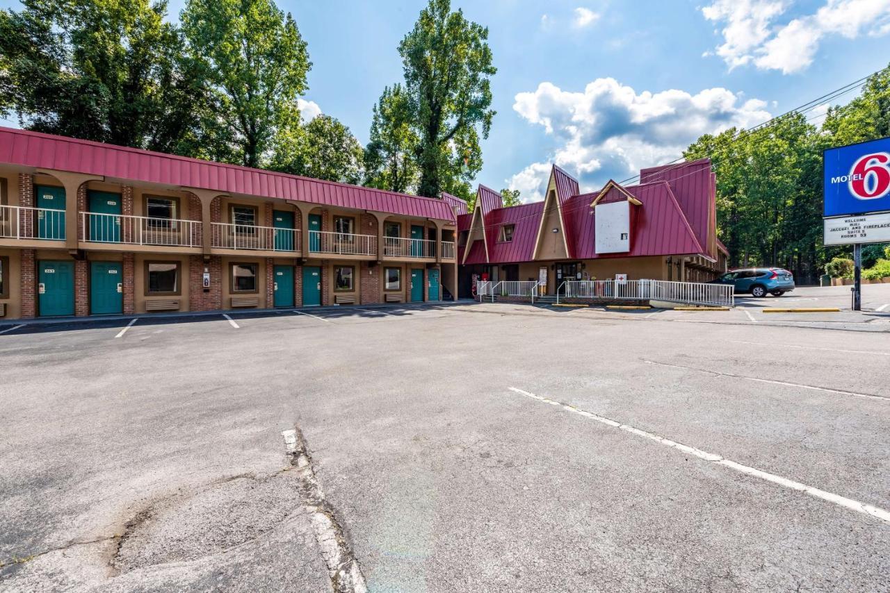 Motel 6-Gatlinburg, Tn - Smoky Mountains Bagian luar foto